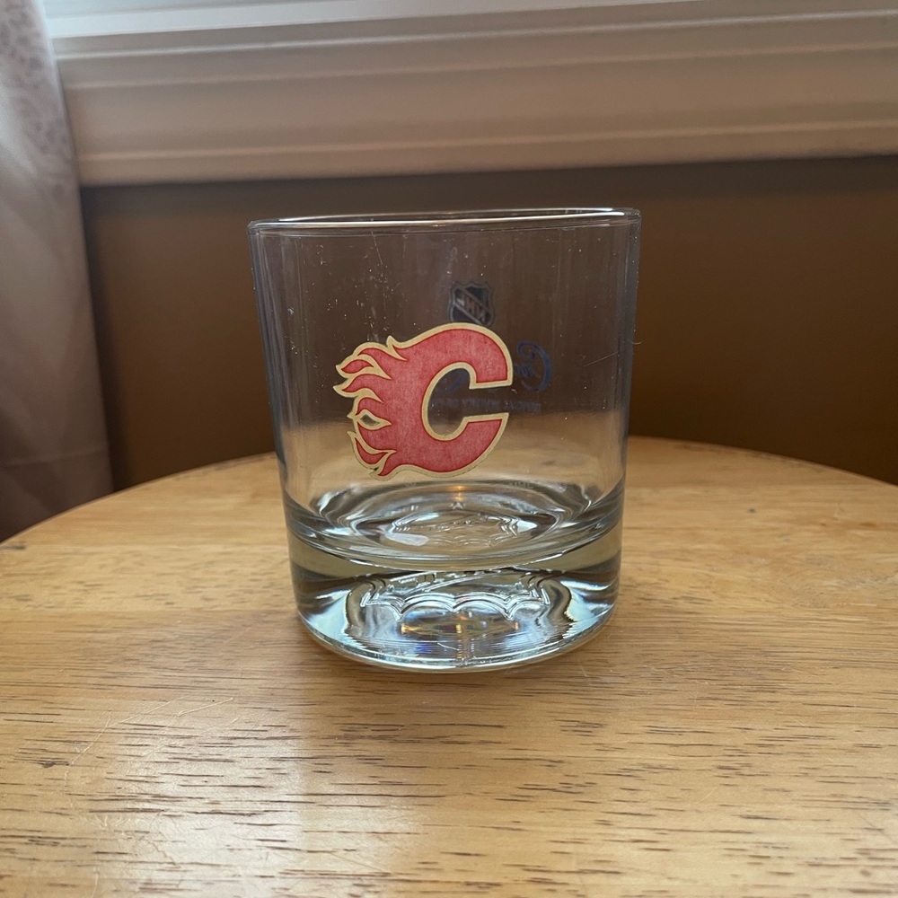 Calgary Flames Logo Glass Tumbler